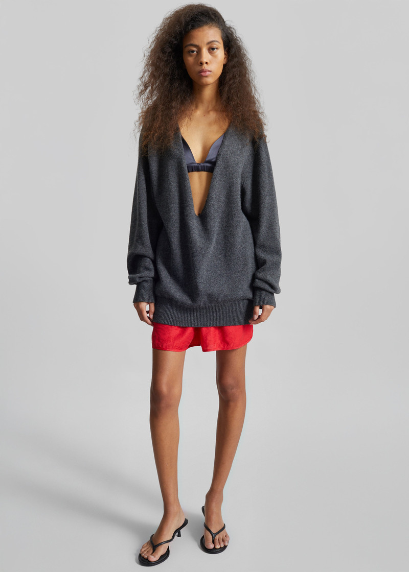 Issy Deep V-Neck Pullover - Dark Grey 3