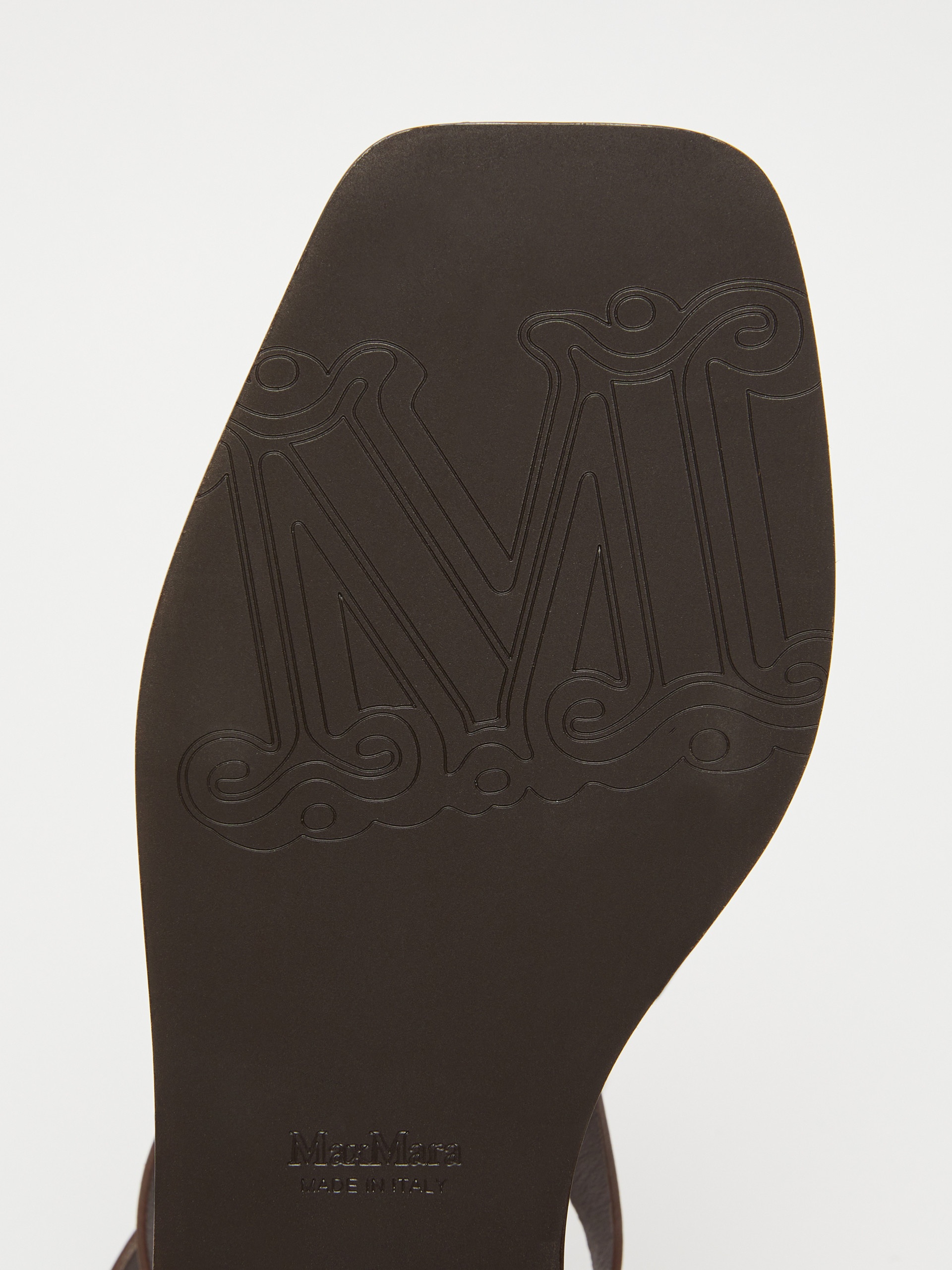 Max Mara VELAFLAT Flat leather sandals | REVERSIBLE