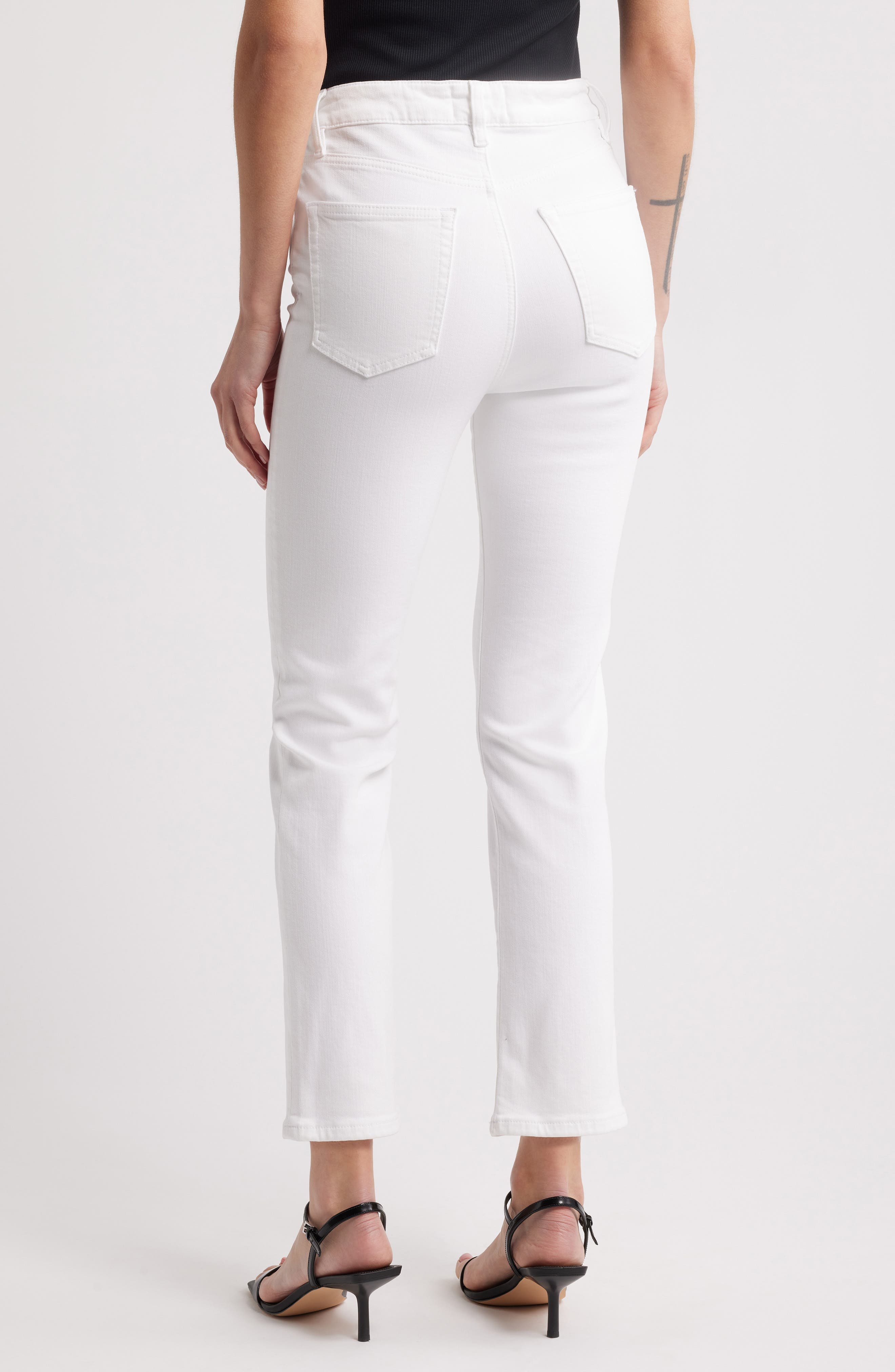 FRAME The Pencil Crop High Waist Ankle Slim Straight Leg Jeans in White at Nordstrom - 2