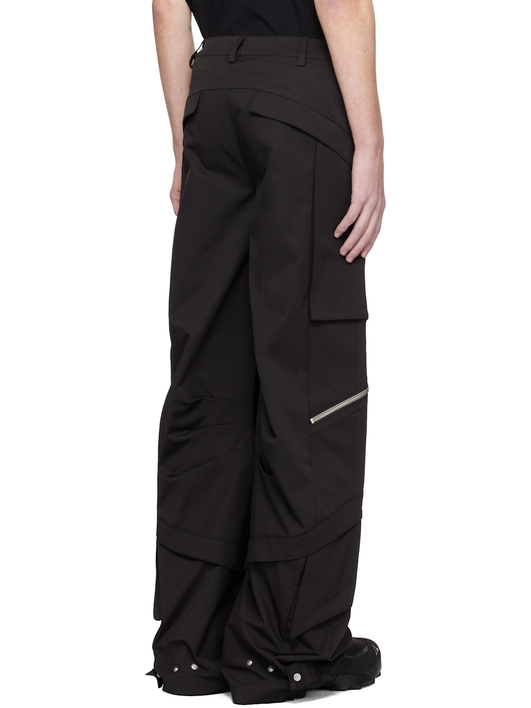 Black Calyx Cargo Pants - 3