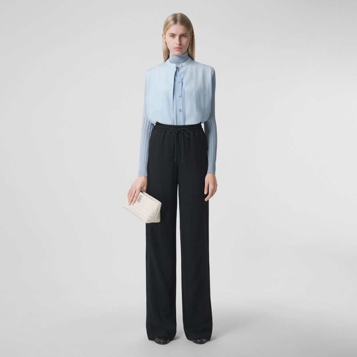 Logo Detail Sleeveless Silk Crepe de Chine Shirt - 6