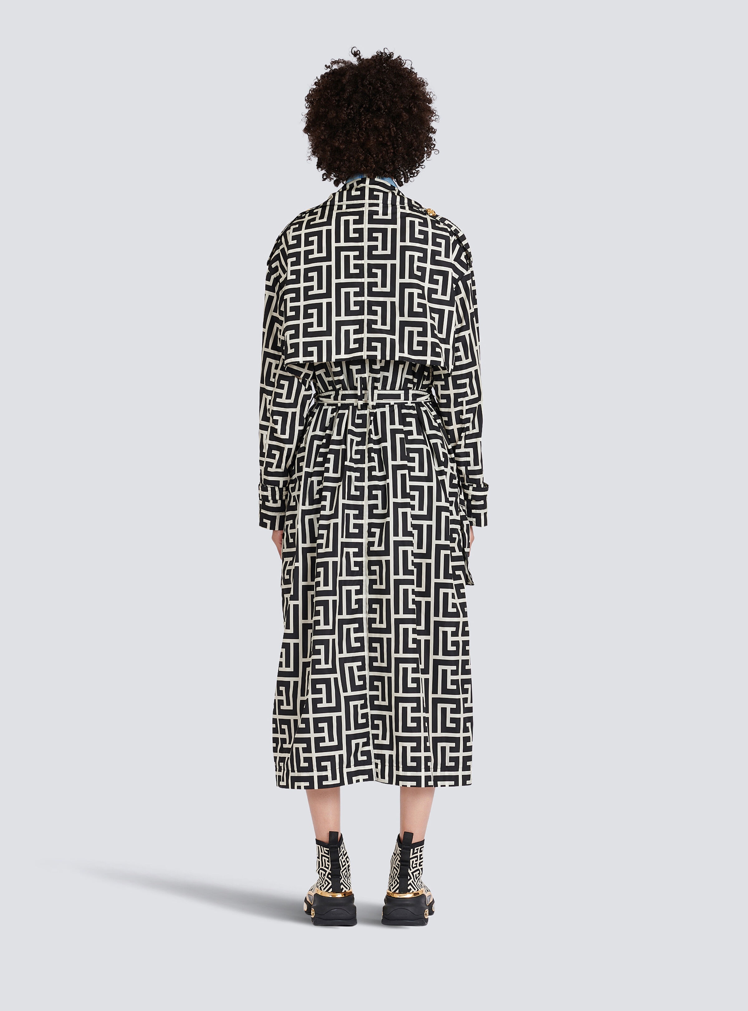 Balmain print monogram trench coat - 4