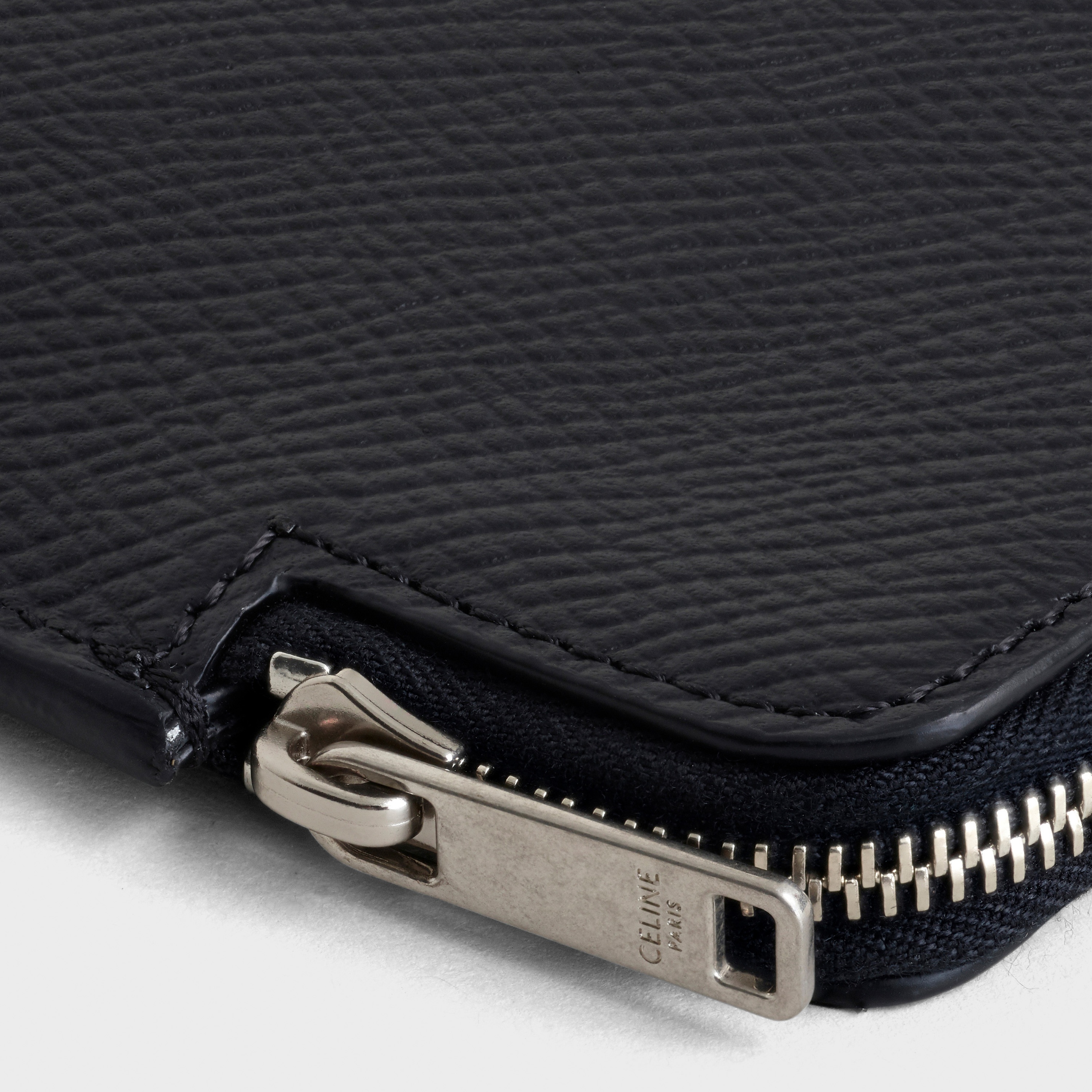 Document holder in Grained calfskin - 4