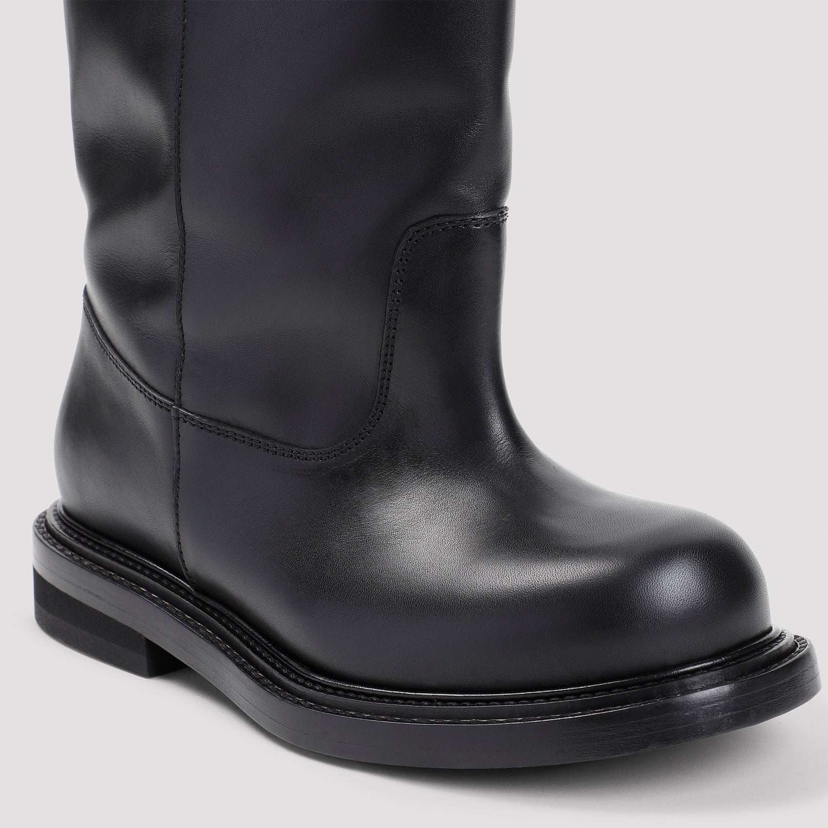 Boots Black - 6
