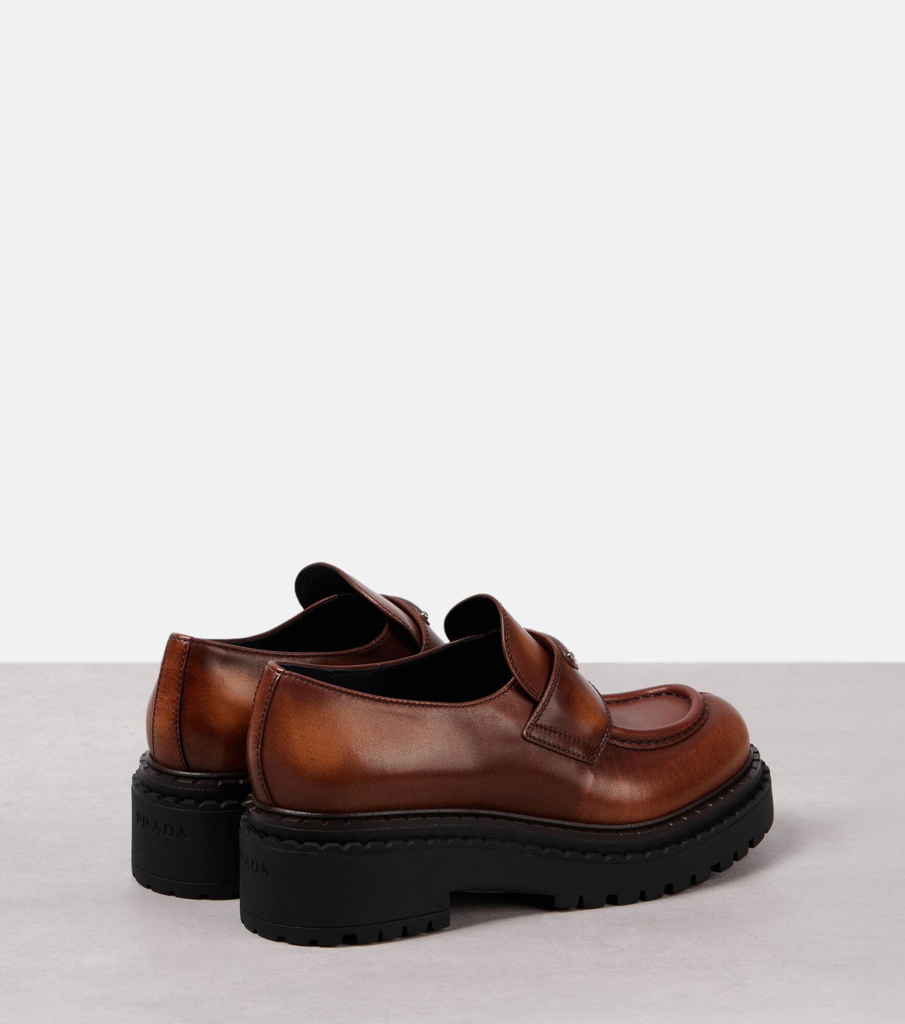 Logo leather platform loafers - 2