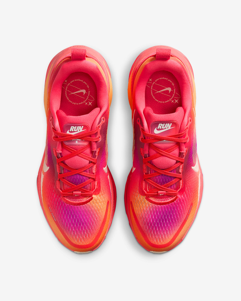 Nike Vomero 18 SE Women's Road Running Shoes 4