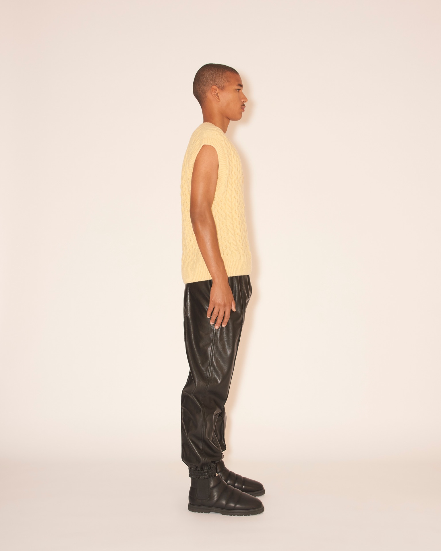 DOAN - Cable knit vest - Pale yellow - 3