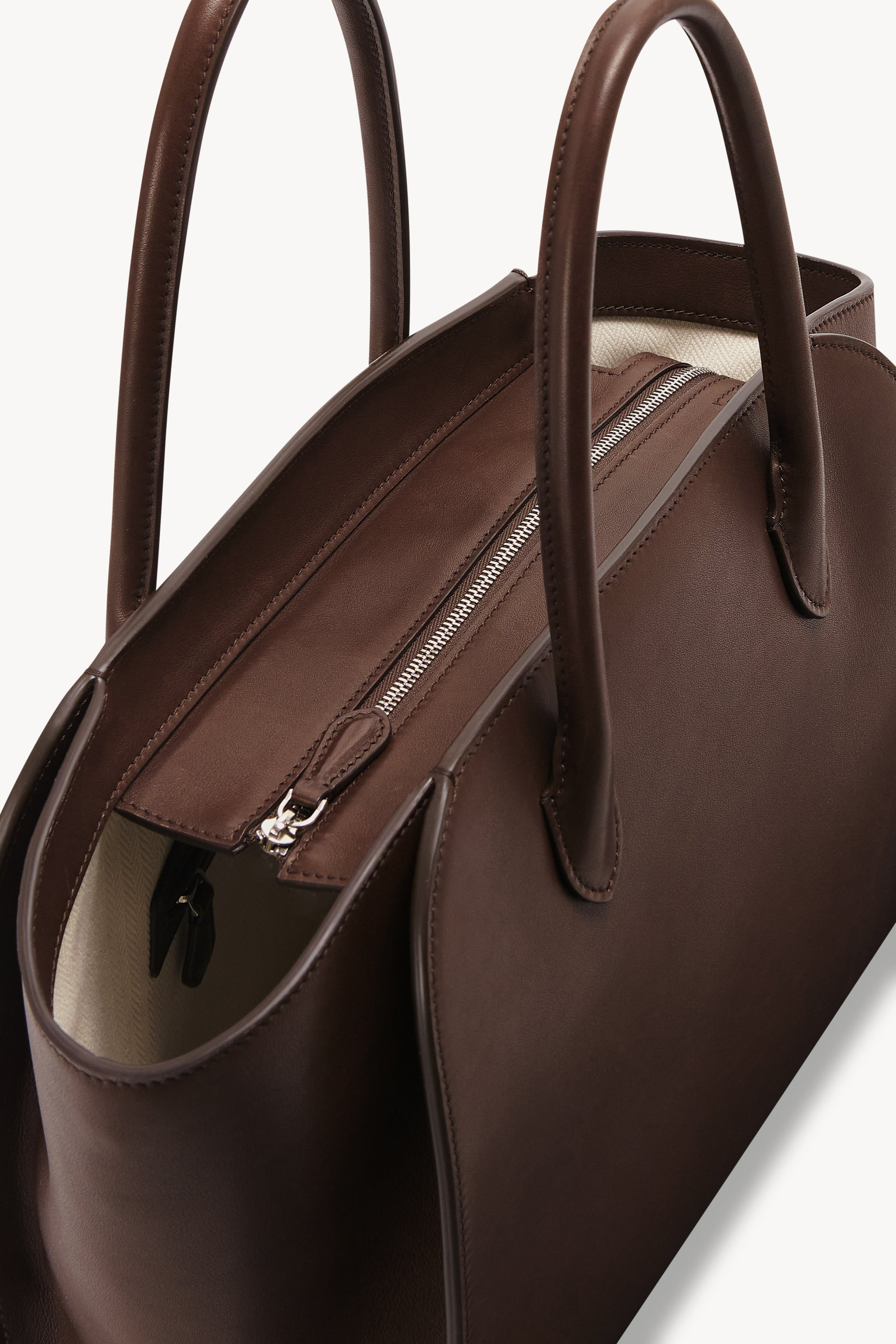 Marlo 12 Bag in Leather - 4