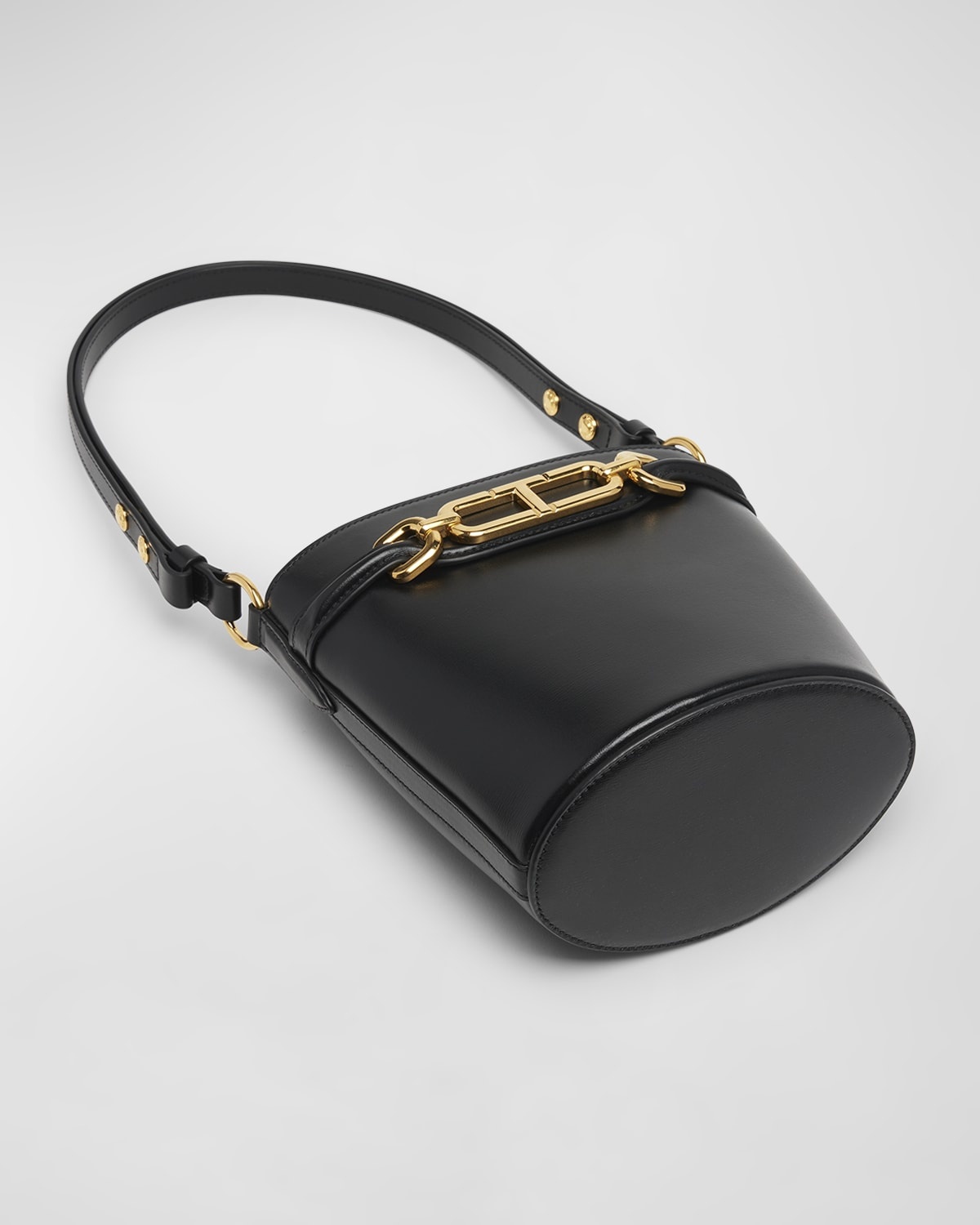 Whitney Small Bucket Bag in Leather - 7