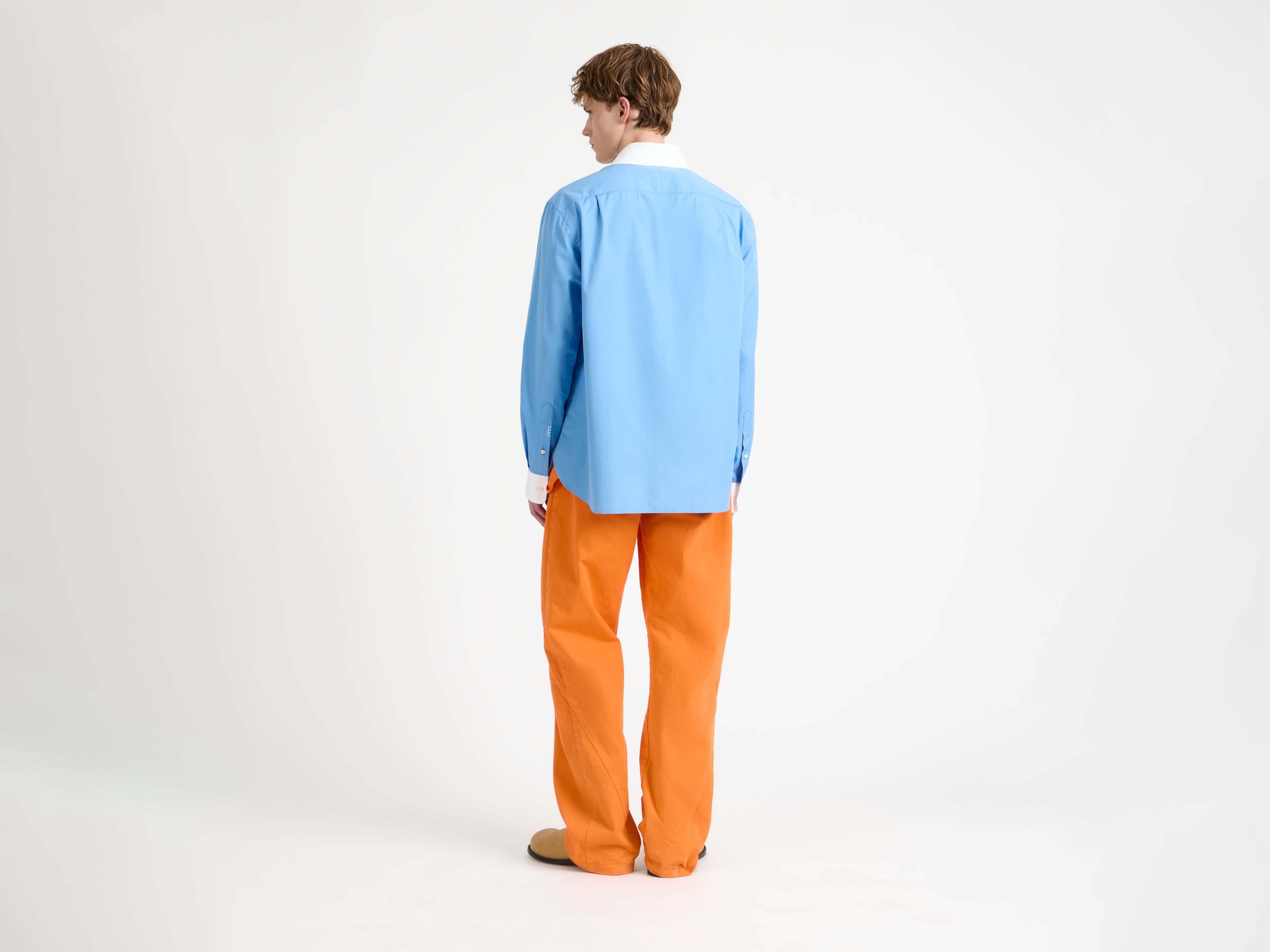 CONTRAST COLLAR DRESS SHIRT IN CORNFLOWER BLUE - 3
