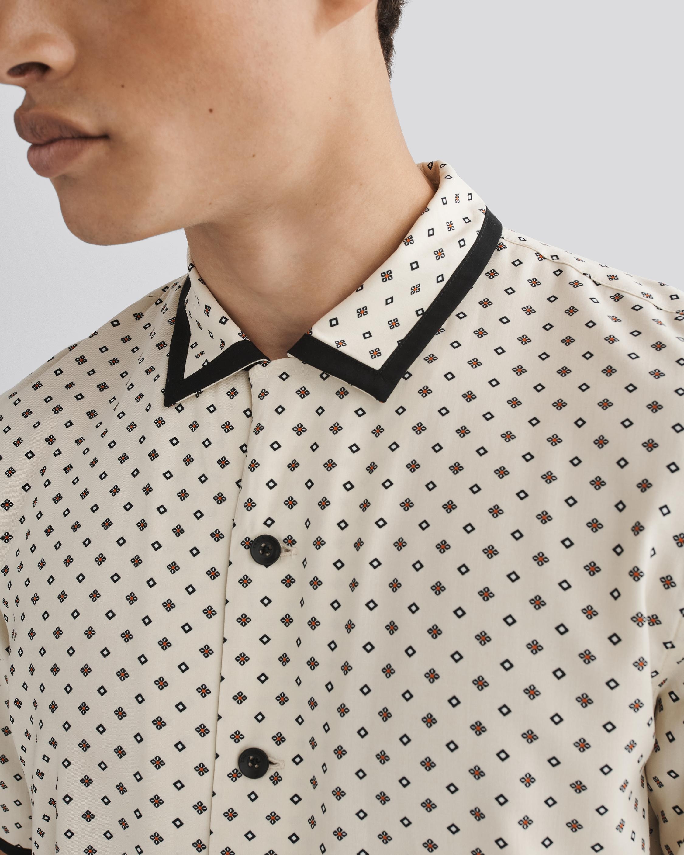 Avery Geo Print Viscose Shirt
Relaxed Fit Button Down - 2