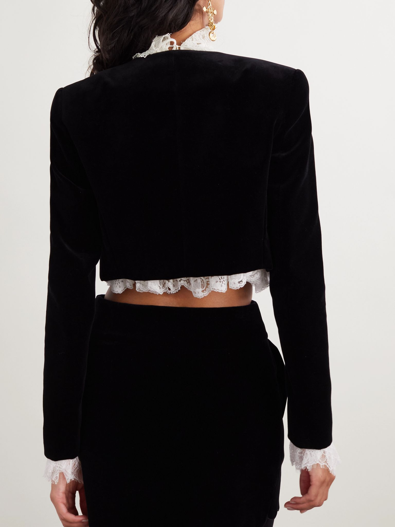 Cropped scalloped silk-velour jacket Black - 3
