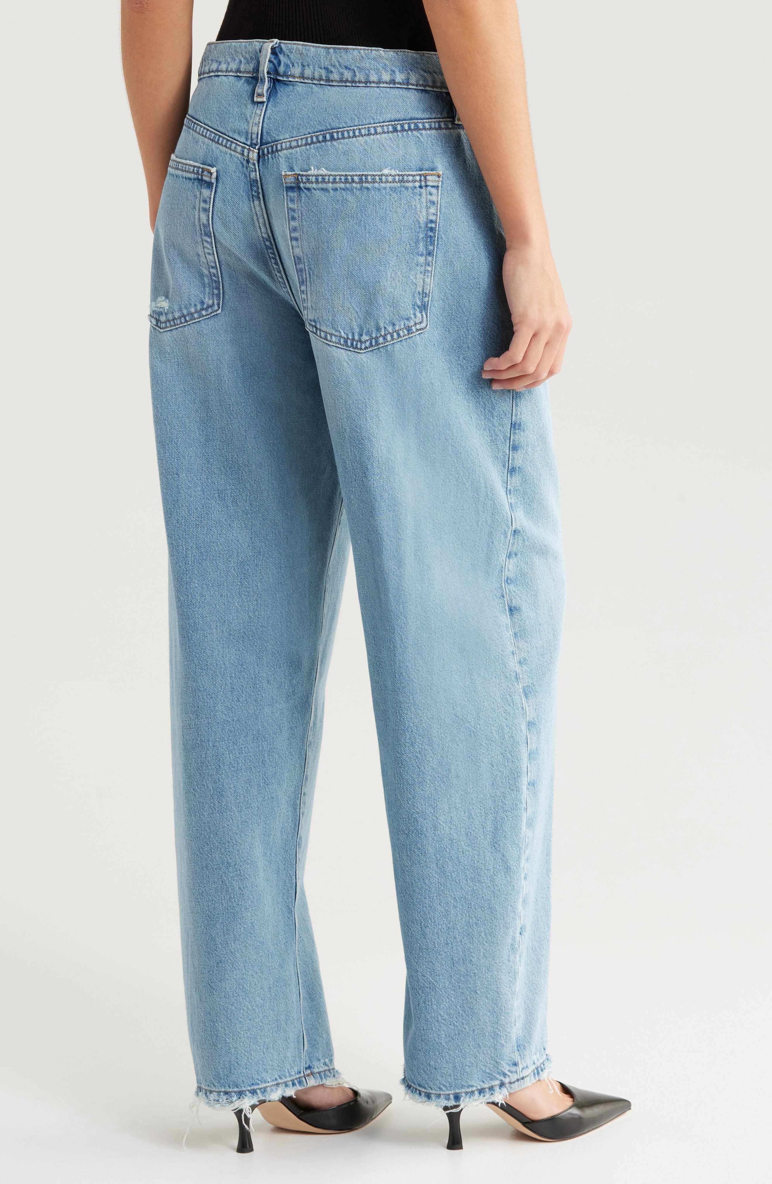 FRAME Low Slung Barrel Leg Jeans in Ziggy at Nordstrom - 2