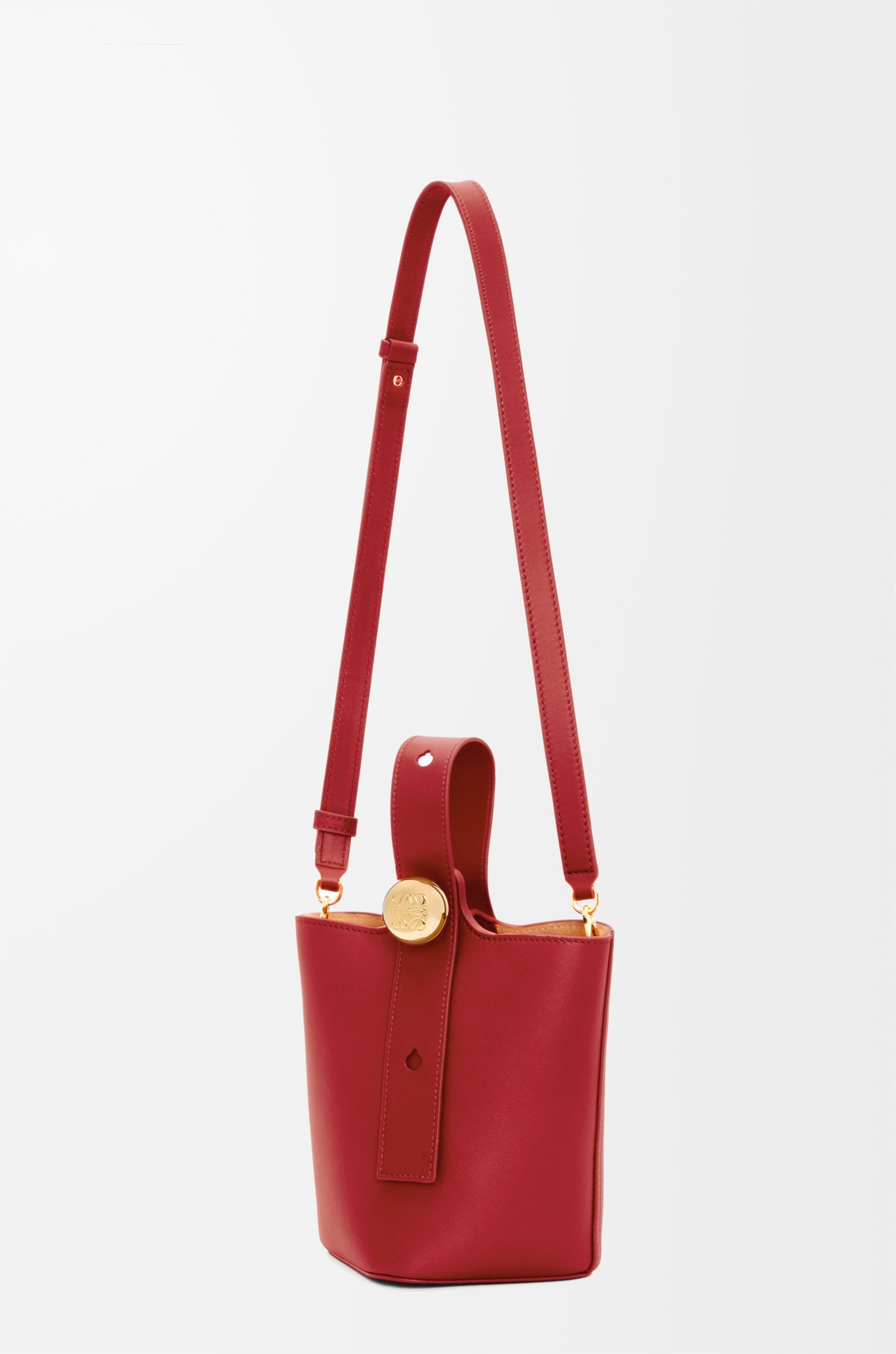 Mini Pebble bucket in smooth calfskin - 6