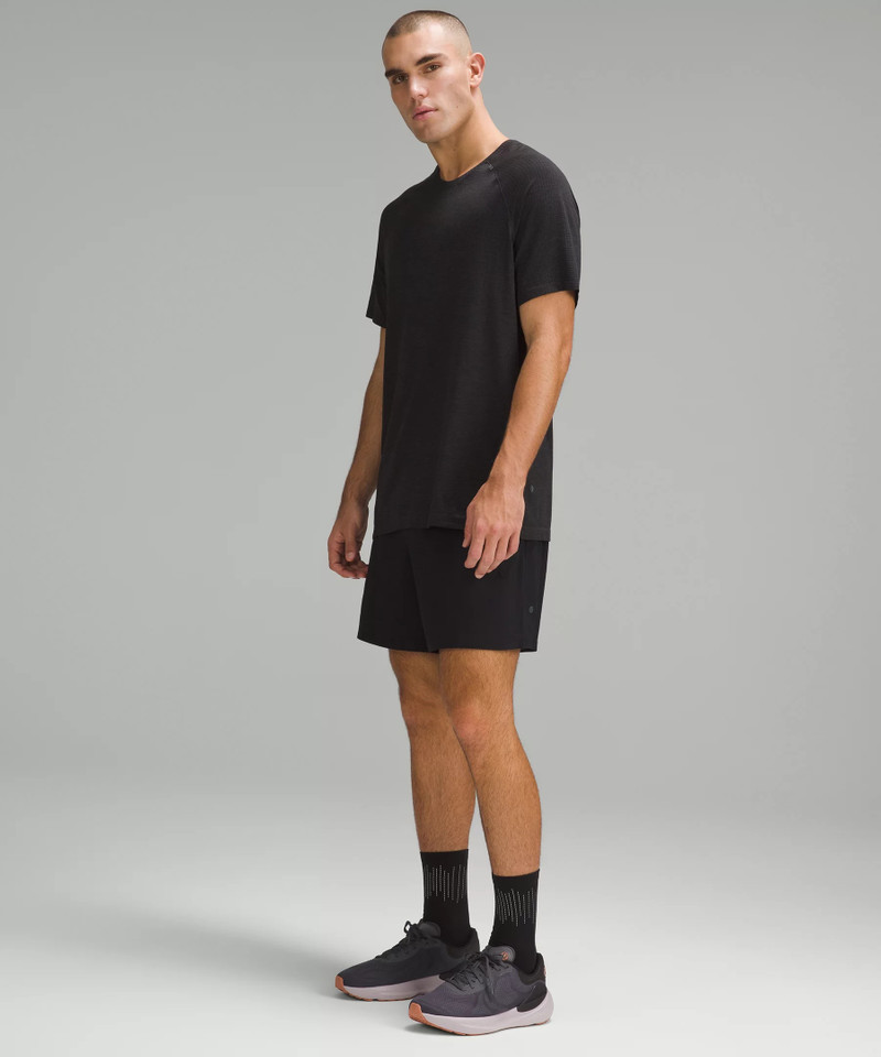 lululemon beyondfeel Men's Running Shoe outlook