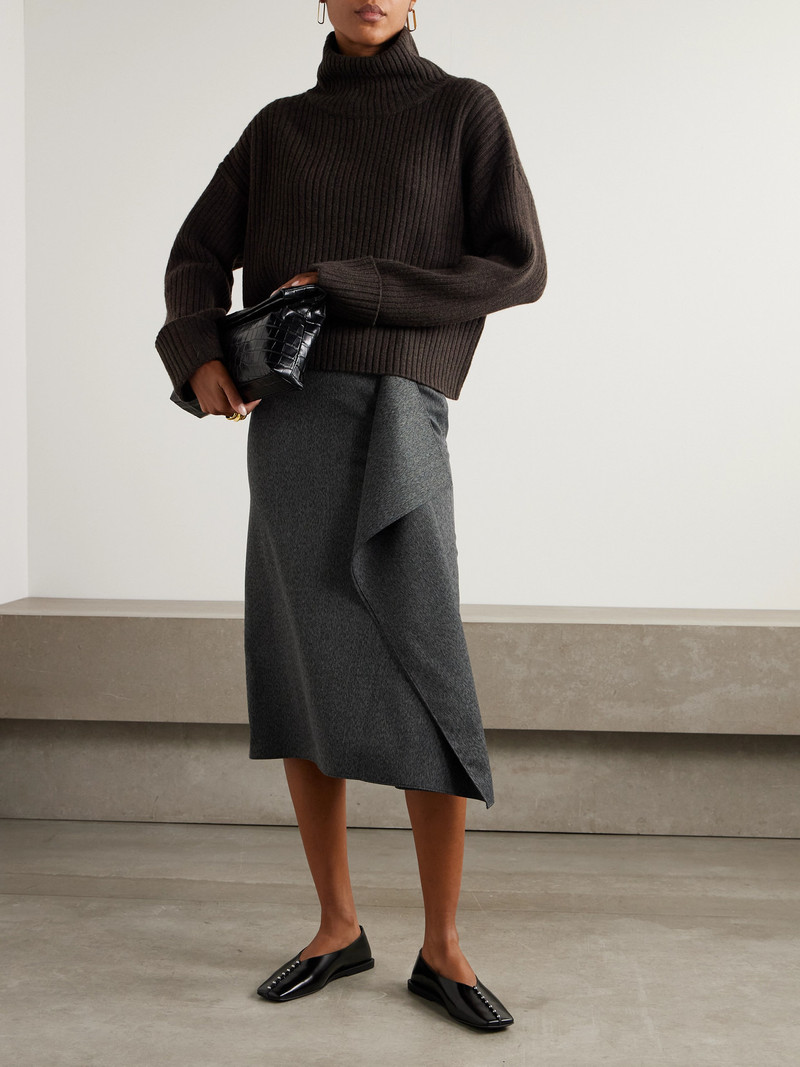LE KASHA Galway Ribbed Cashmere Turtleneck Sweater outlook
