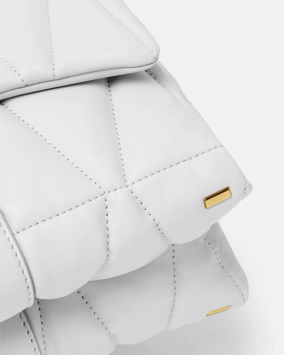 Kleio Quilted Shoulder Bag - 6