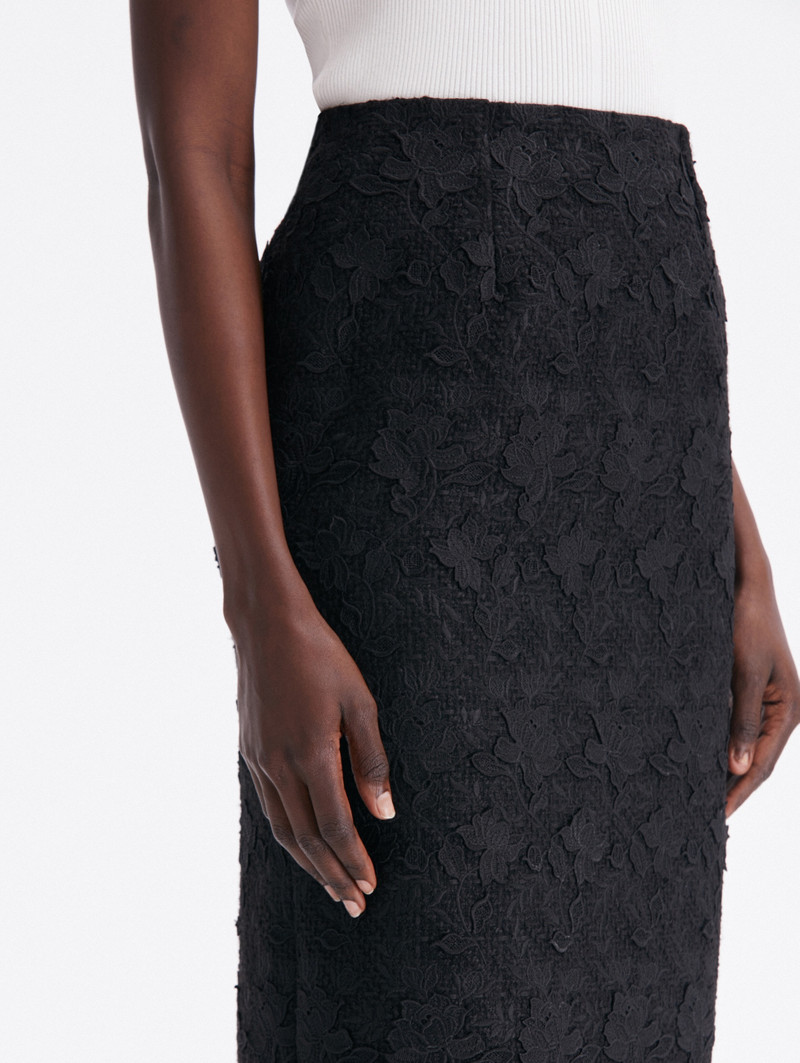 GARDENIA EMBROIDERED TWEED PENCIL SKIRT 4