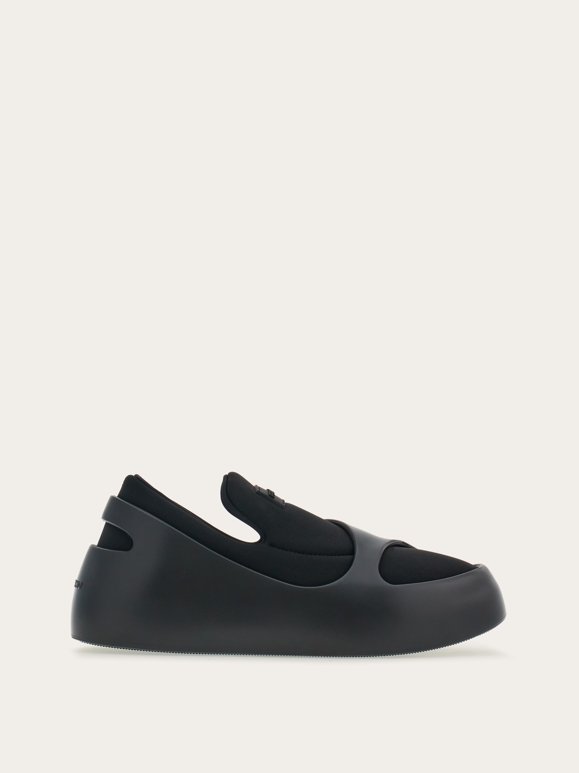 Hybrid slip-on - 1