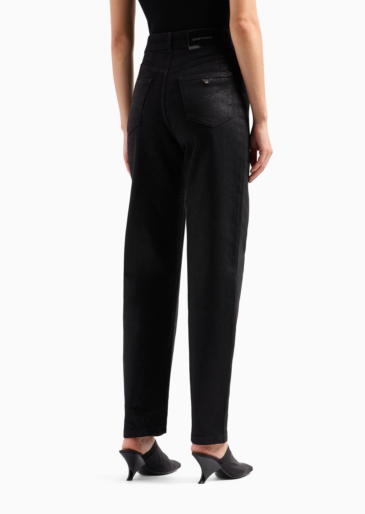 J2A Mid-rise jeans with a comfortable leg in garment-dyed denim with all-over laminated polka dots - 3