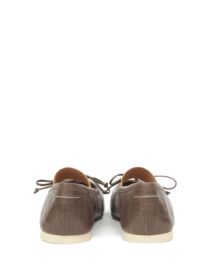 crocodile-embossed ballet flats 3