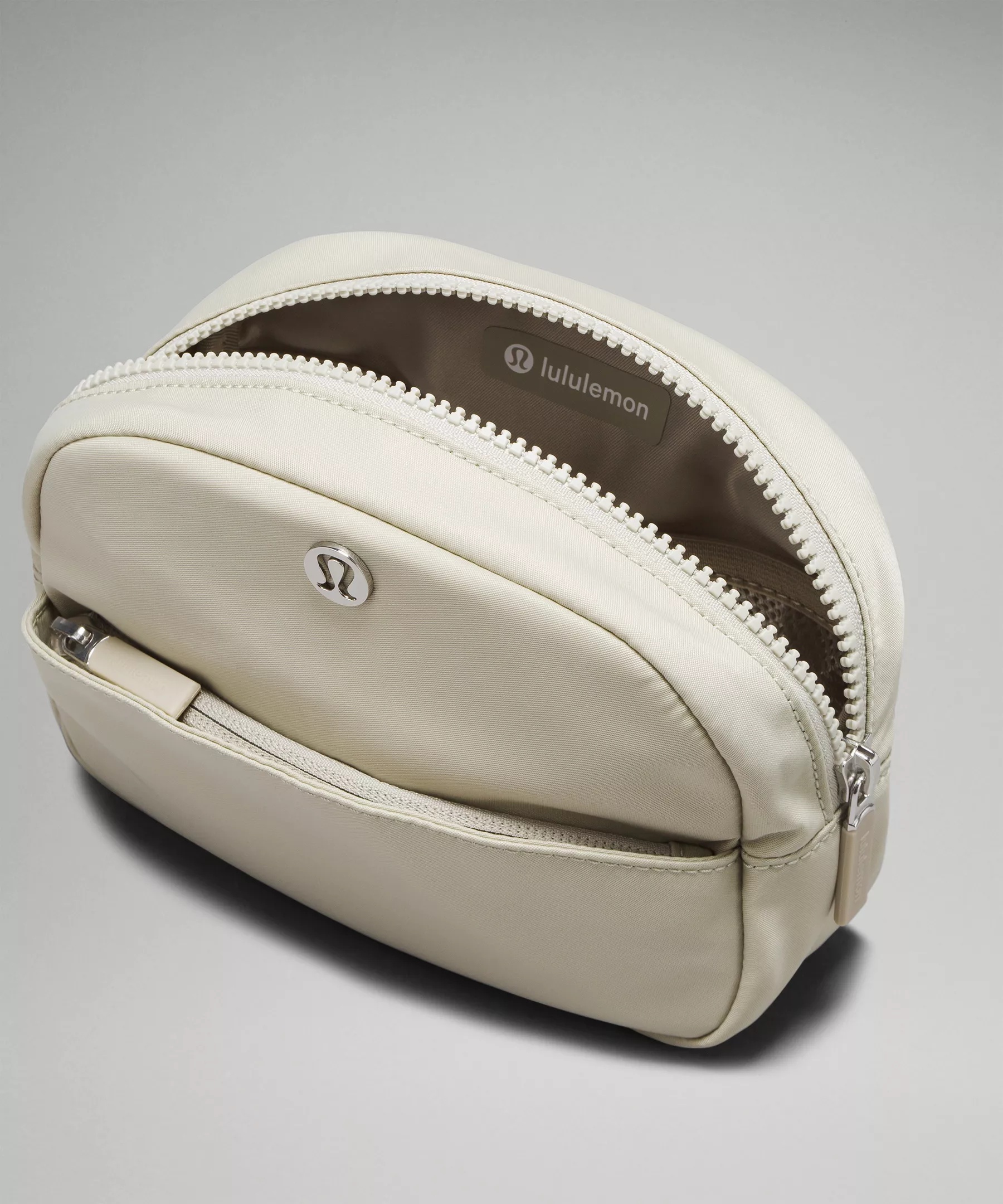 City Essentials Pouch *Mini - 4