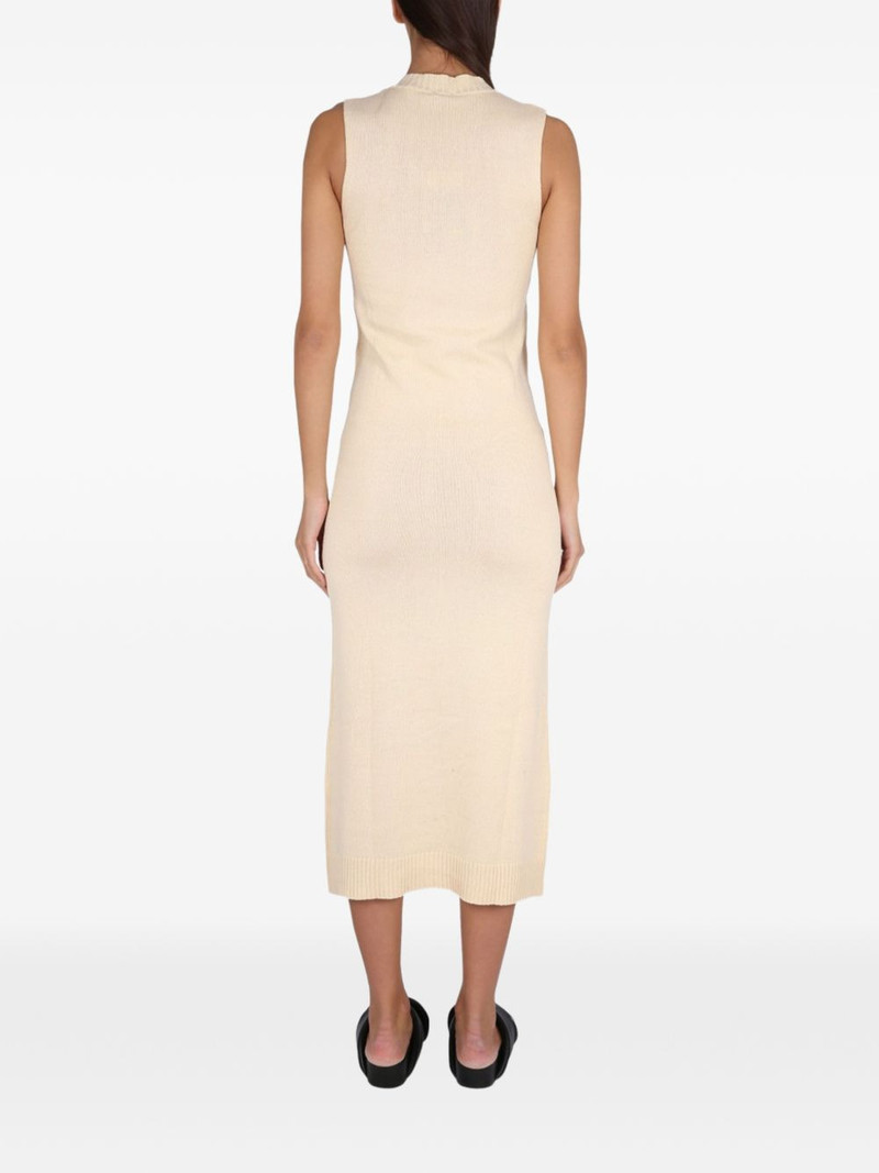 V-neck midi dress 3