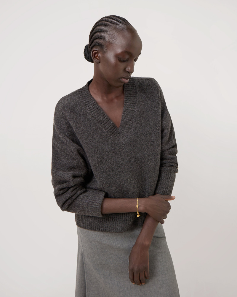 Mulberry Mulberry Tree Charm Bracelet
Gold Plated Brass outlook