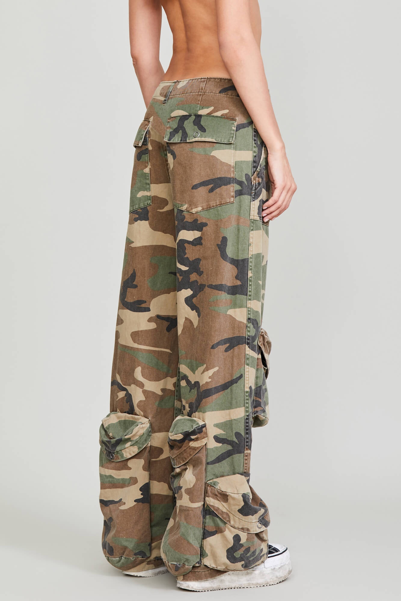 MULTI-POCKET UTILITY PANT - CAMO - 3