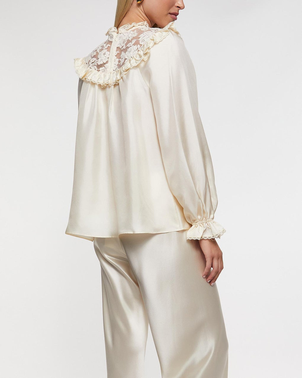 Blouse Lace Billow Cream - 4
