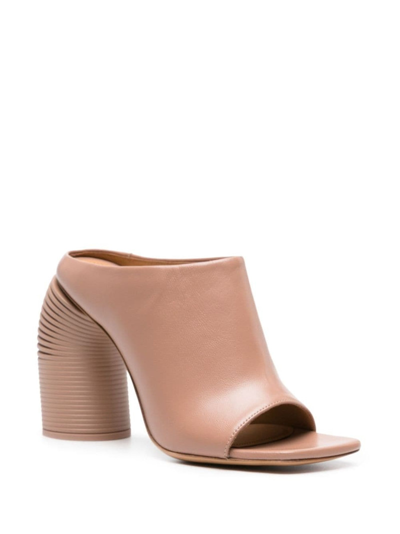 Off-White Runway Spring leather mules outlook