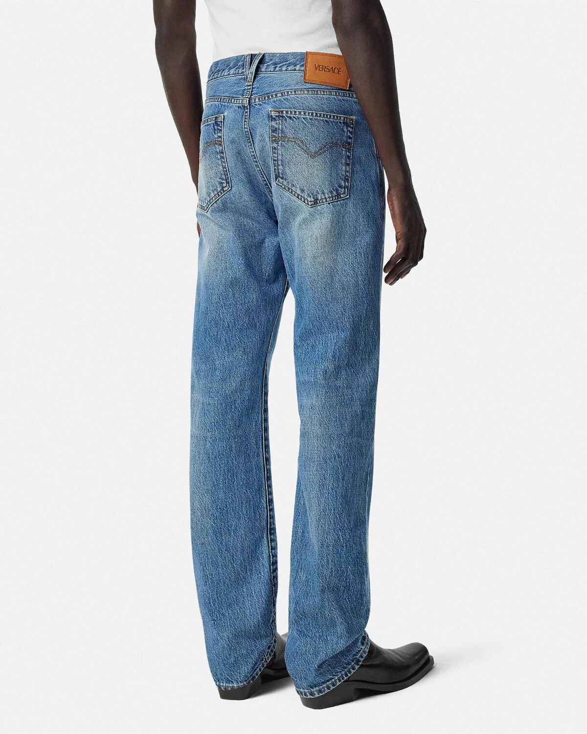Loose-Fit Jeans - 5