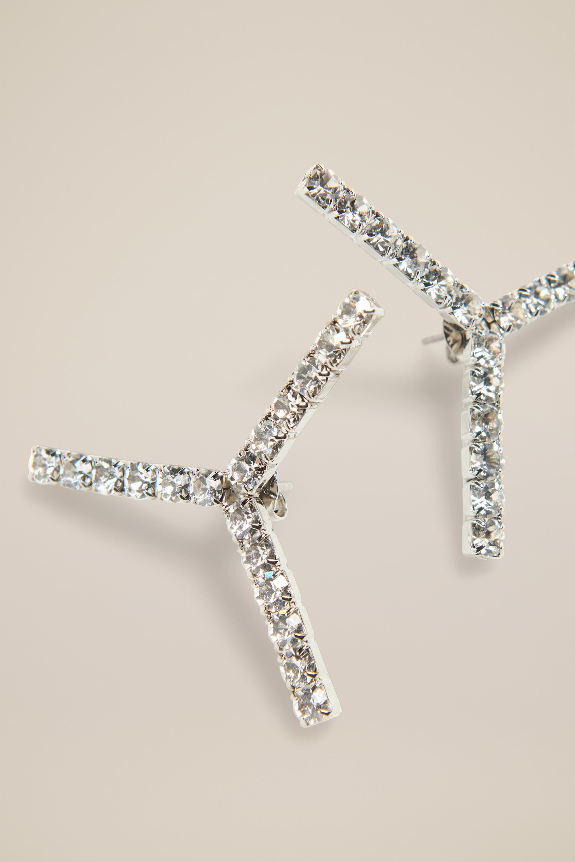 Medium Y Earrings - 4