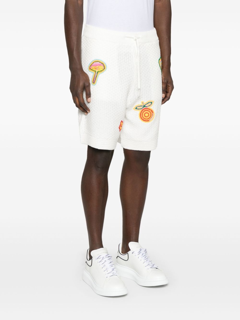patch-detailing crochet shorts - 3