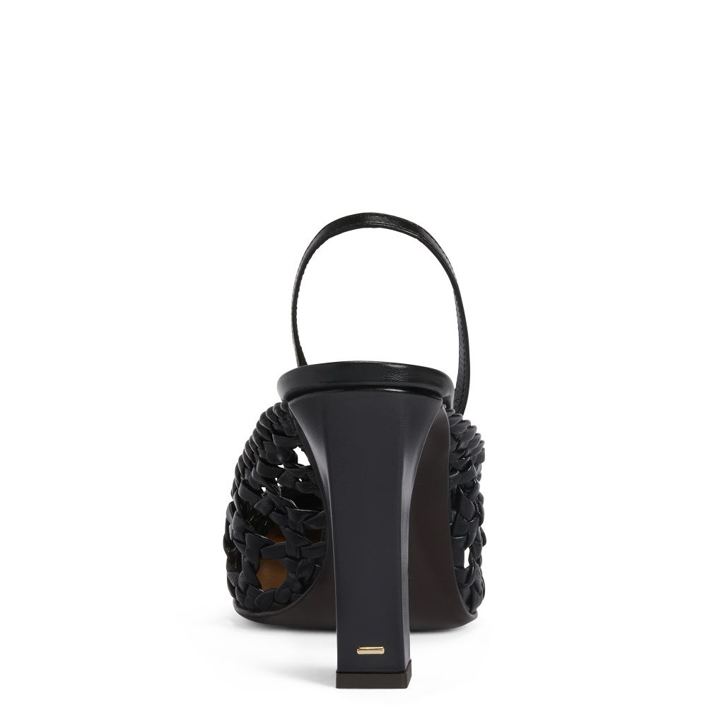 Brendha Cage 90 - 4
