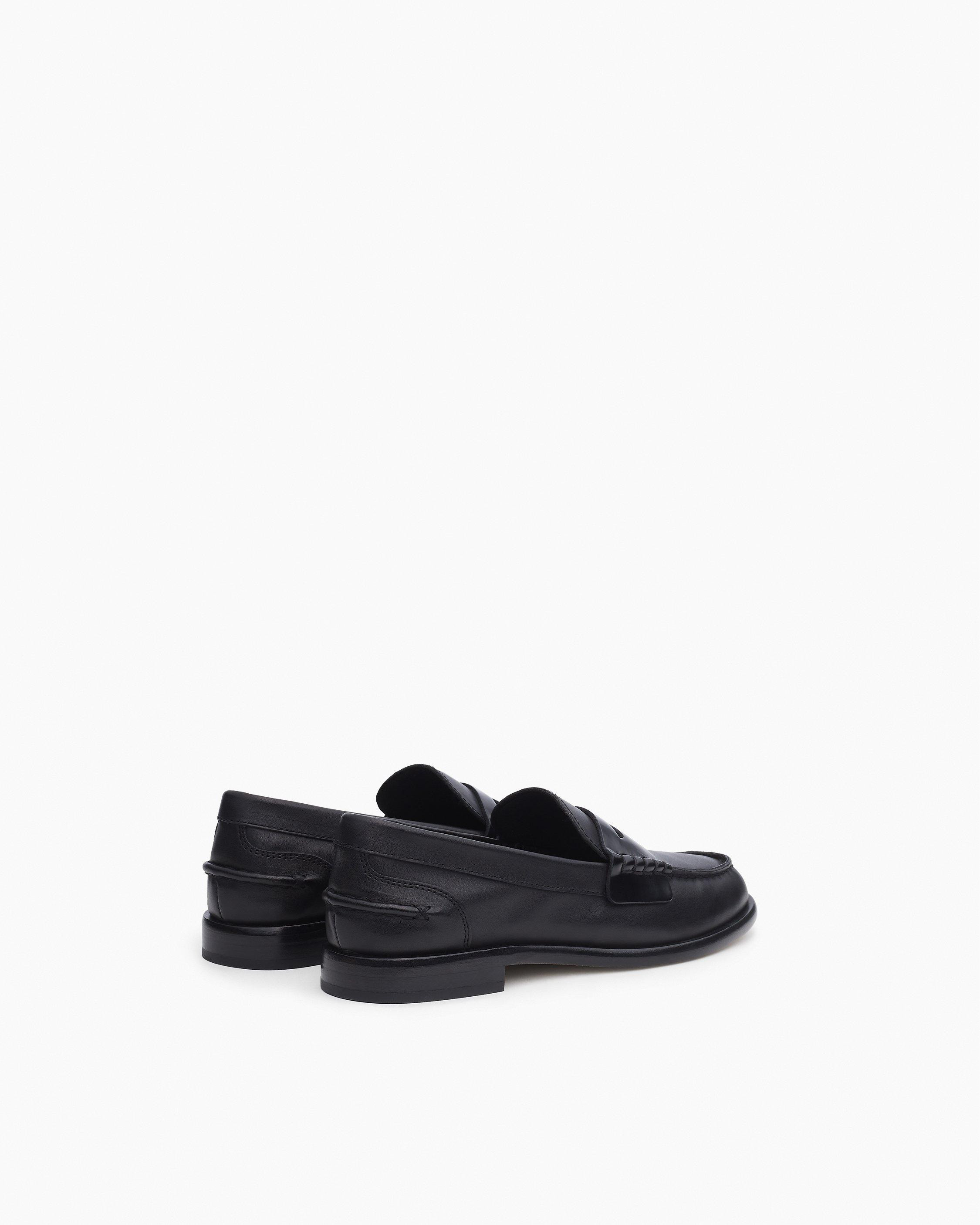 Carter Loafer - Leather
Penny Loafer - 4