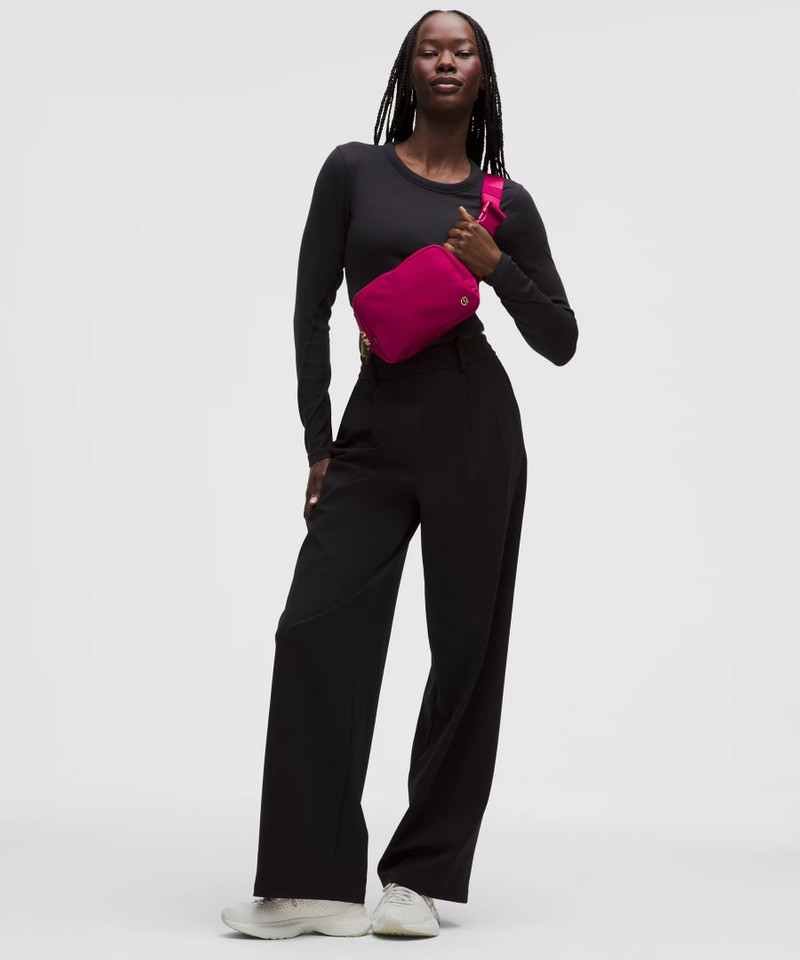 lululemon Everywhere Belt Bag Large with Long Strap 2L outlook