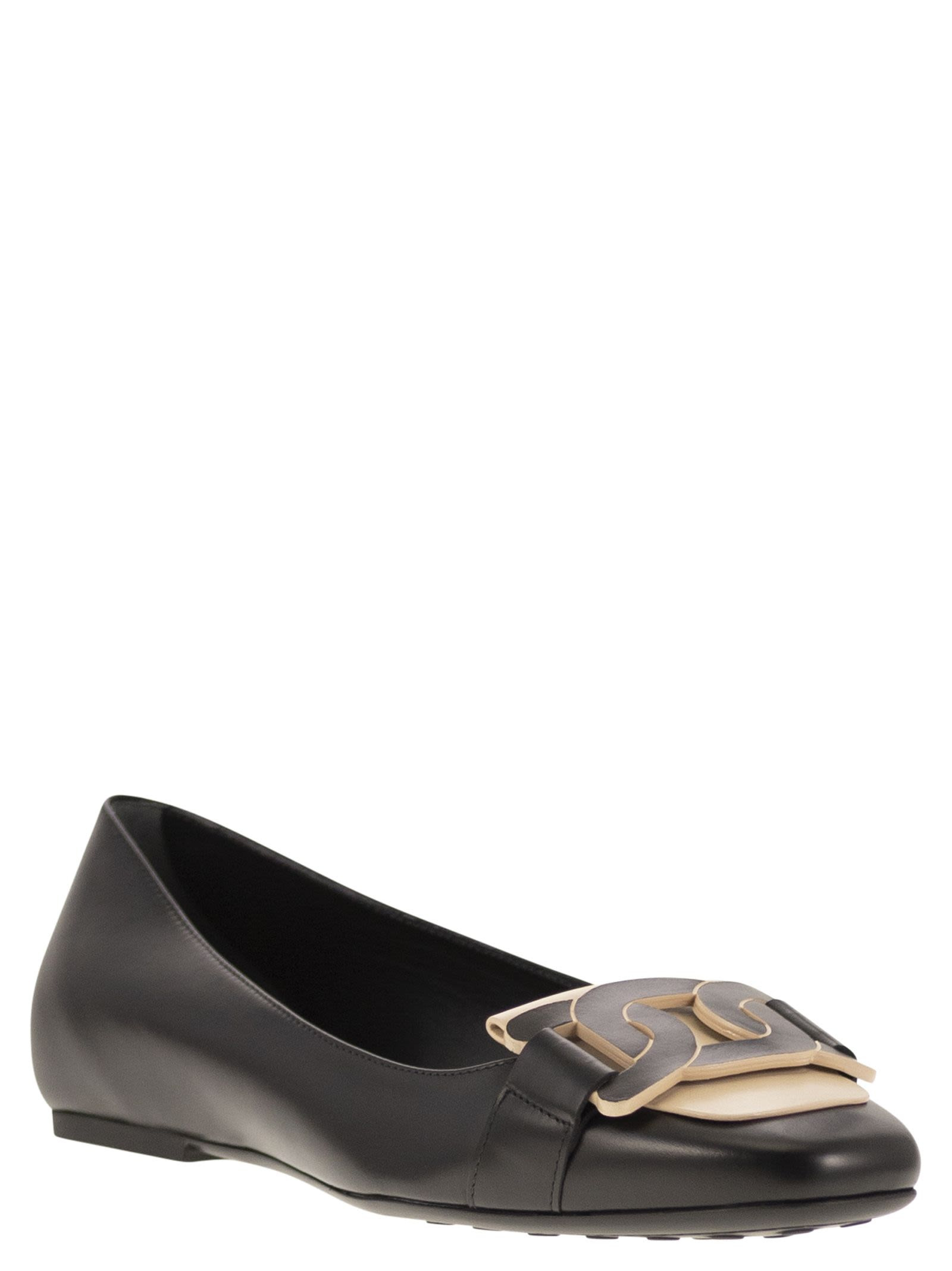 Tod's Women Leather Ballerina With Chain - 2