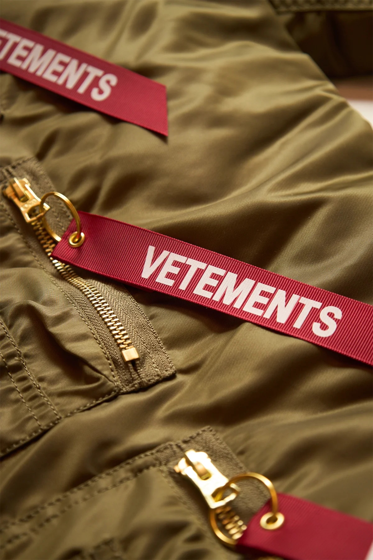 Vetements Cargo Bomber Jacket Green - 3
