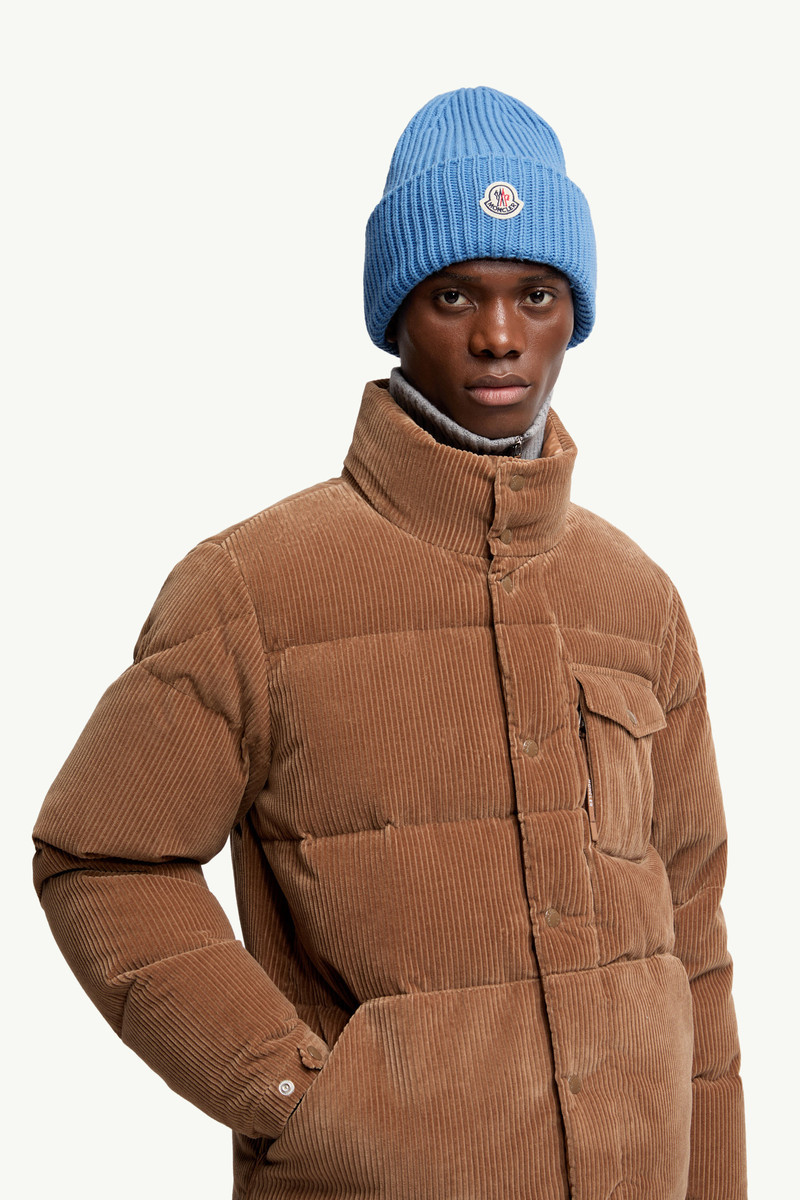Moncler Wool & Cashmere Beanie outlook