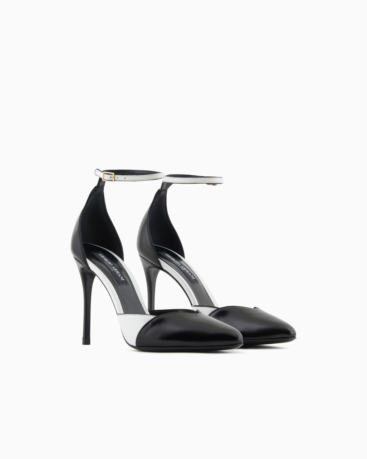 TWO-TONE BRUSHED LEATHER COURT SHOES WITH A STRAP - 2