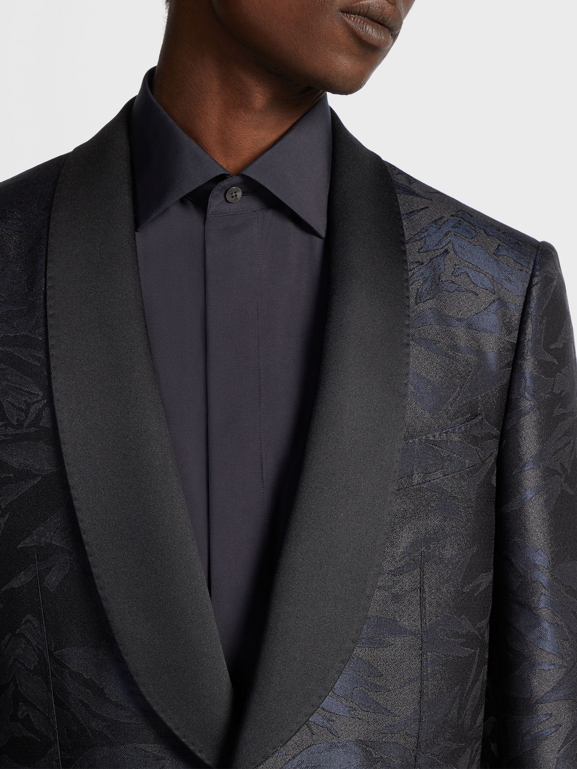 BLACK SILK EVENING JACKET - 3