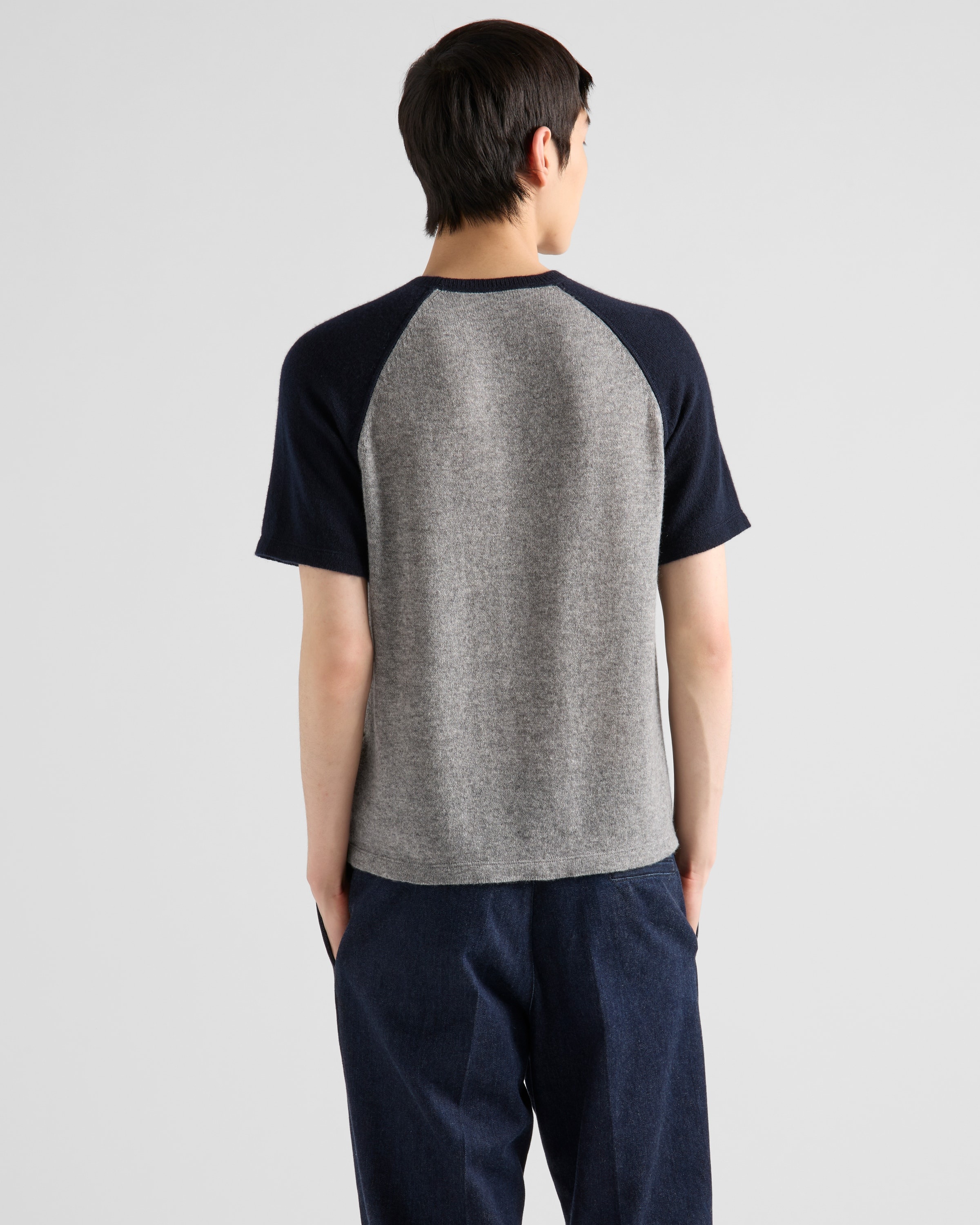 Cashmere T-shirt with logo - 5