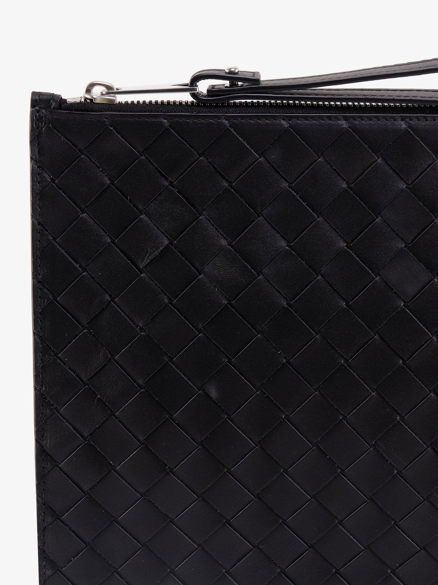 Bottega Veneta Leather Clutch With Intrecciato Motif - 5
