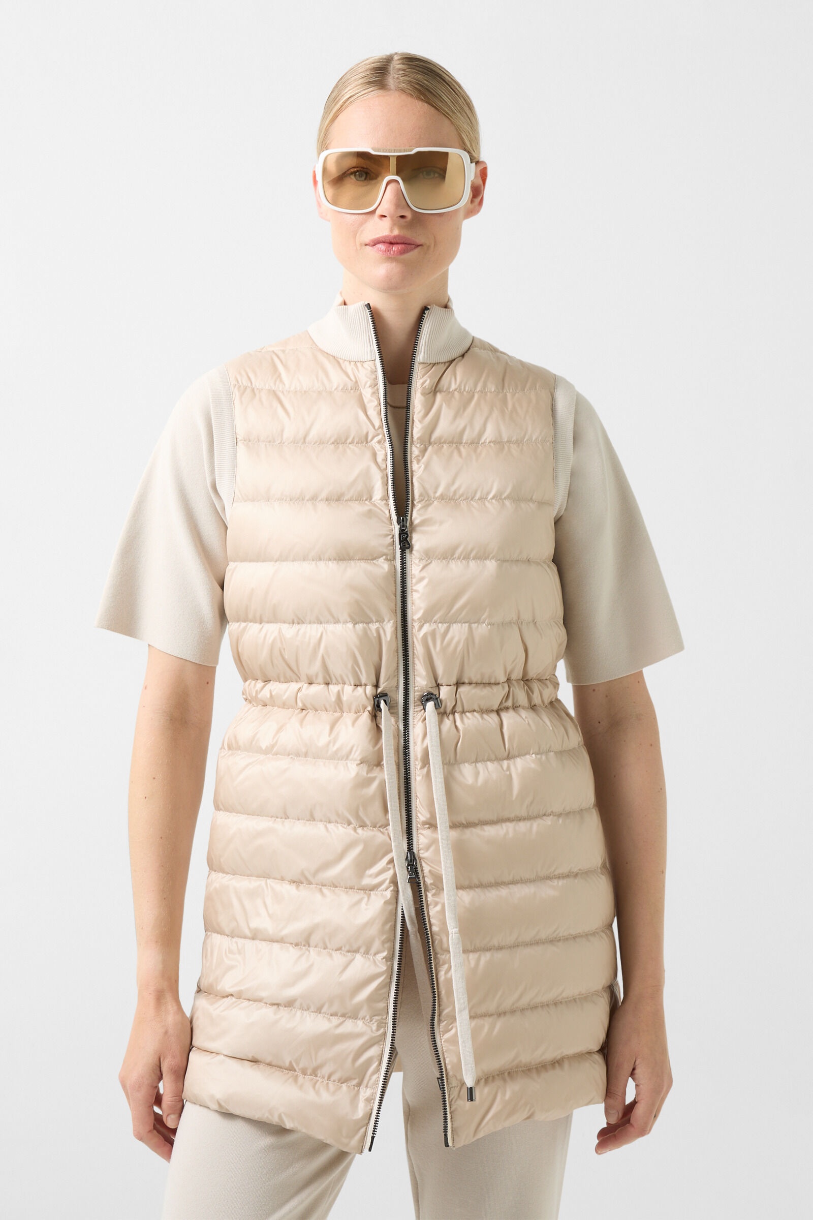 Arina Hybrid knitted vest in Beige - 2