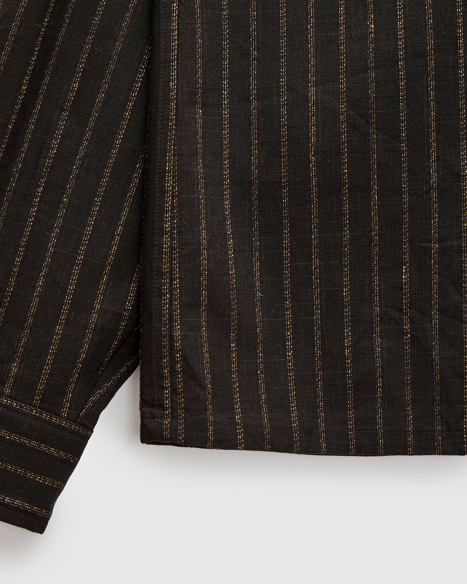 Keesey Shirt Stripes LS in Black - 7