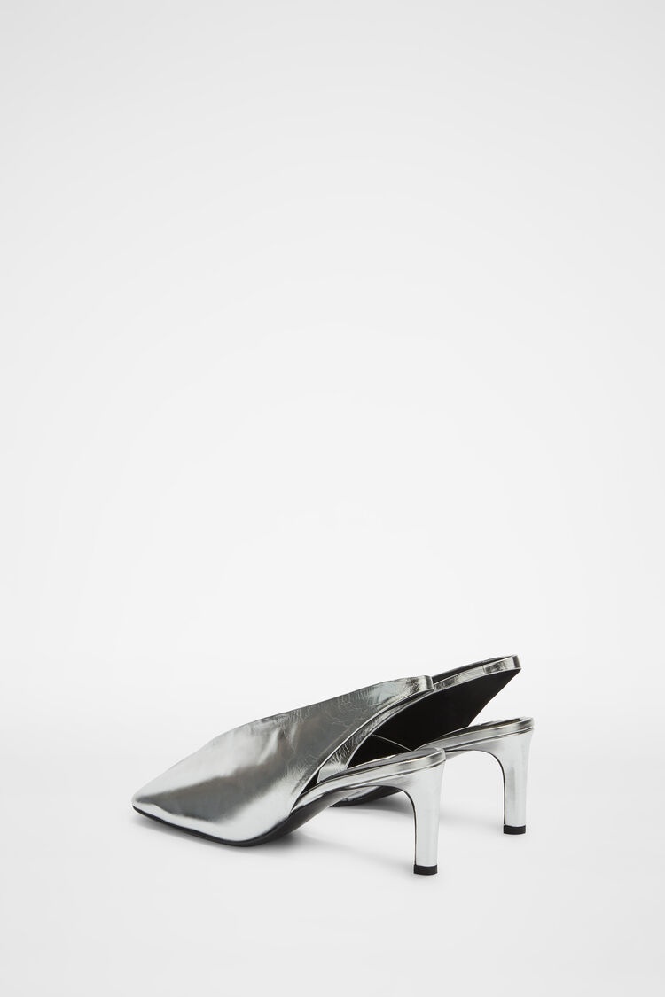 Pumps - 4