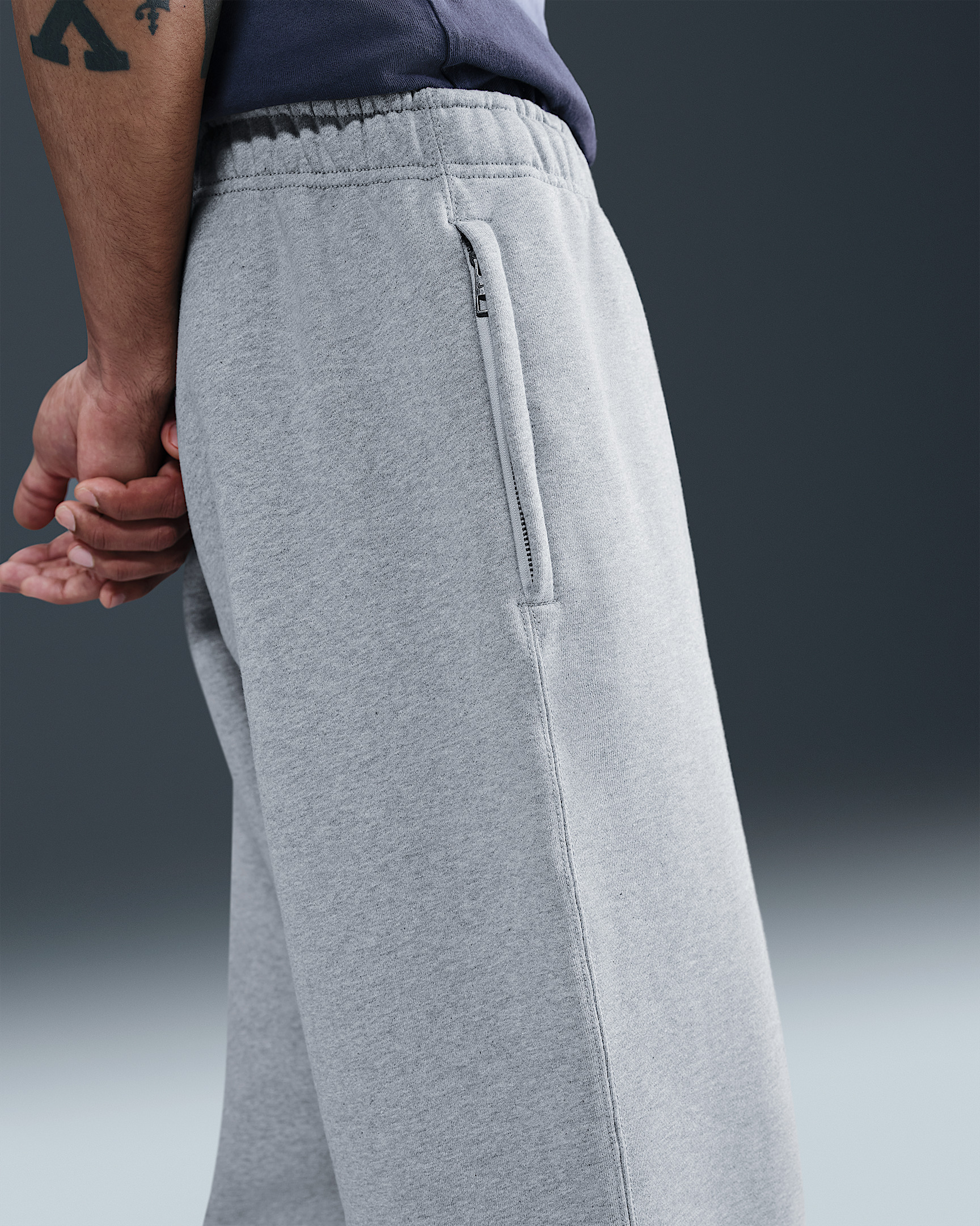 Nike Solo Swoosh Men's Fleece Open-Hem Pants - 3