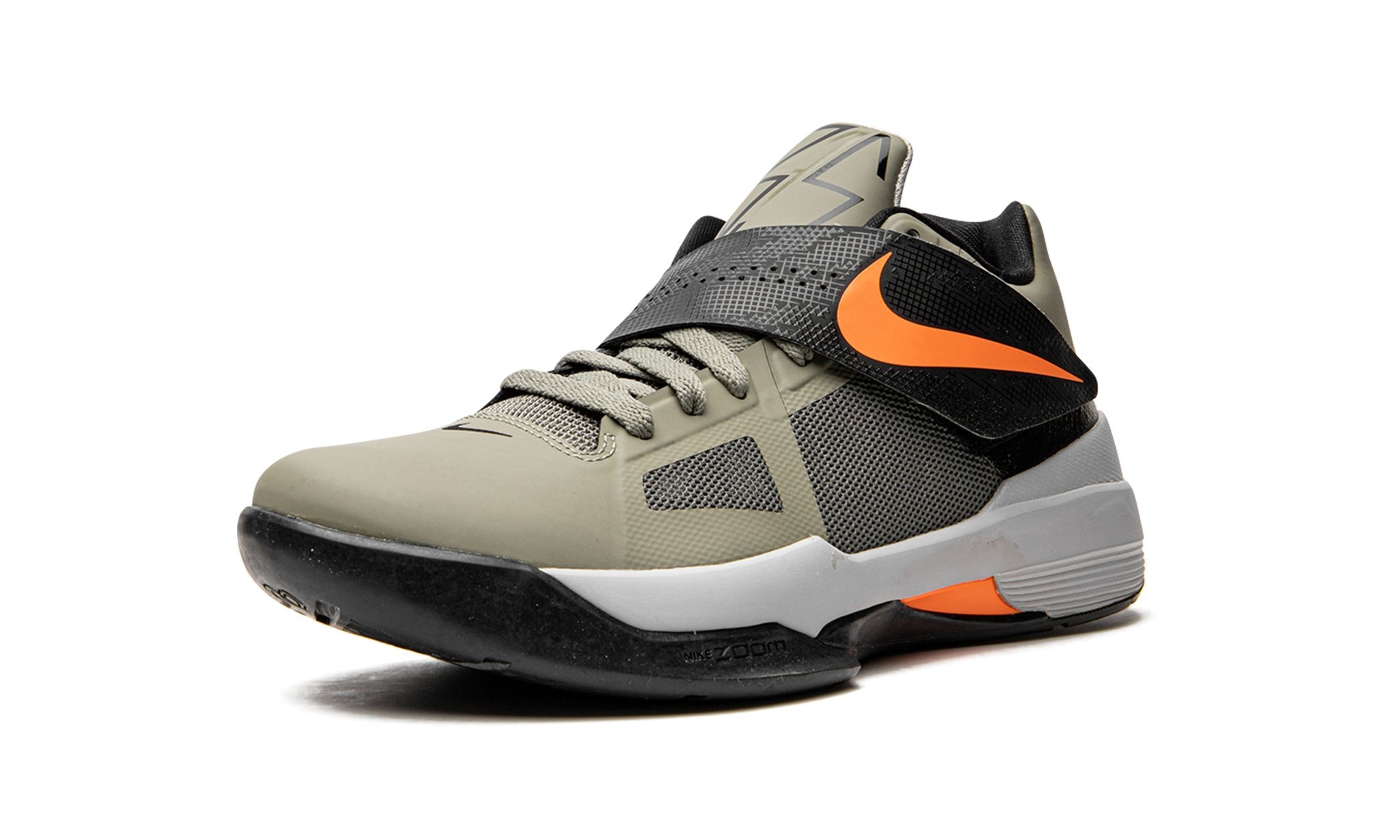 ZOOM KD 4 "Undefeated" - 4