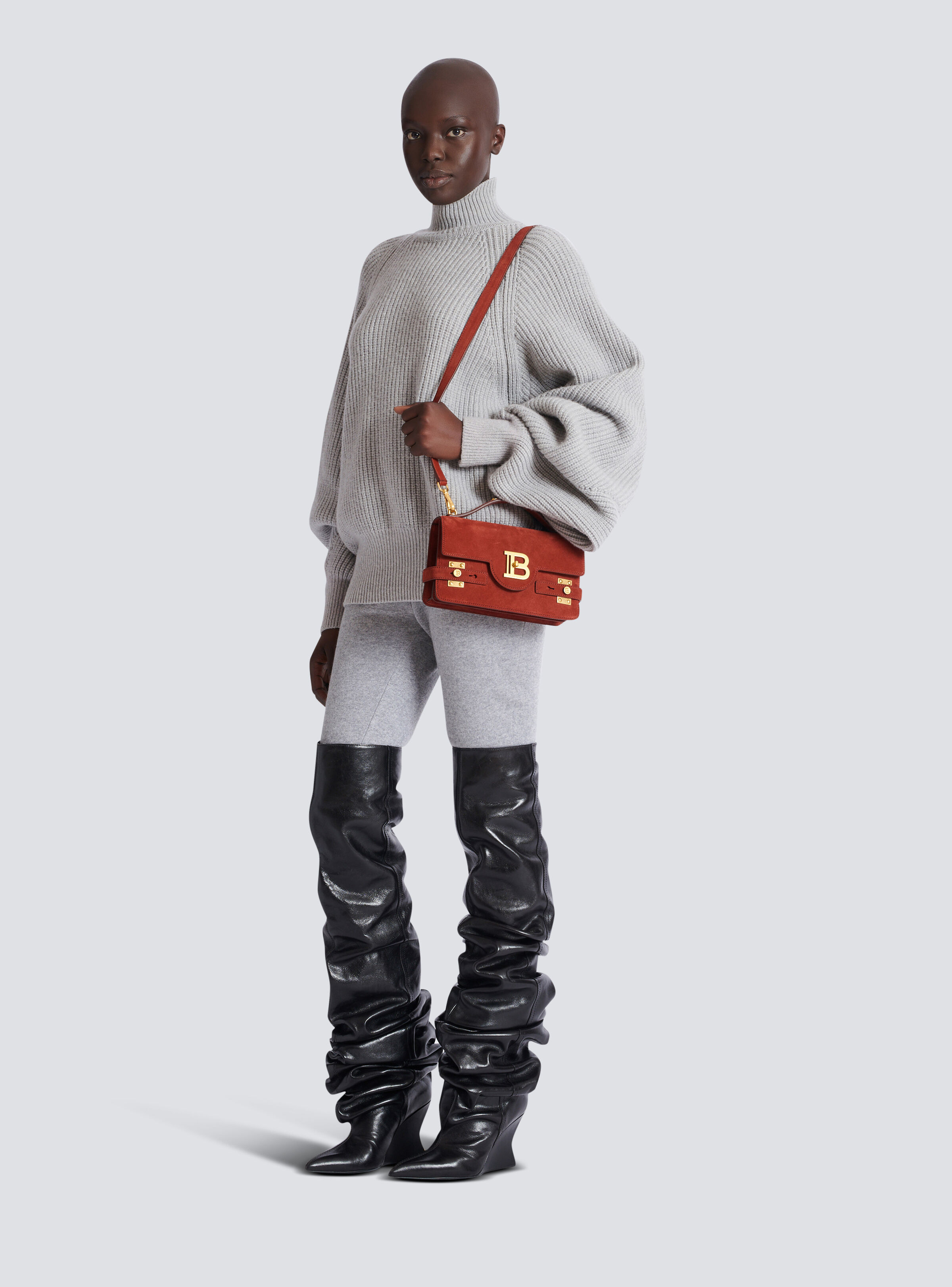 B-Buzz Shoulder 24 bag in suede - 2